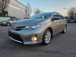 Gebraucht 2013 Toyota Auris Life+ Kombi | 10.800 € (Guter Preis)