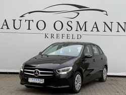 Schwarz nachtschwarz unilack Gebraucht 2022 Mercedes B250e Van / Kleinbus | 22.950 € (Guter Preis)