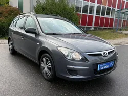 Grau Gebraucht 2009 Hyundai i30 Edition+ Kombi | 4.999 € (Teuer)