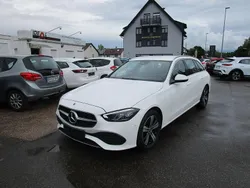 Weiß Gebraucht 2022 Mercedes C200 Avantgarde Limousine | 23.990 € (Guter Preis)