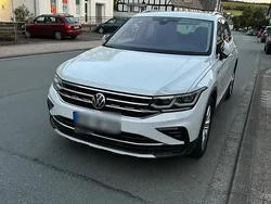 Weiß Gebraucht 2021 VW Tiguan Elegance SUV | 24.250 € (Fairer Preis)