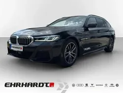 Schwarz Gebraucht 2022 BMW 530 M Sport Kombi | 42.989 € (Fairer Preis)