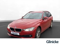Melbournerot metallic Gebraucht 2019 BMW 320 Performance Kombi | 25.990 € (Superpreis)