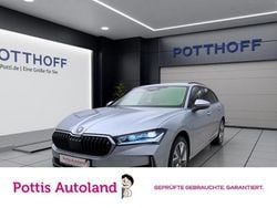 Silber Gebraucht 2024 Skoda Superb Selection Kombi | 38.422 € (Guter Preis)