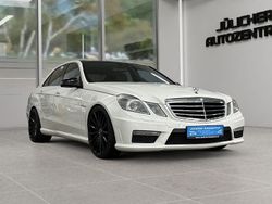Weiß Gebraucht 2010 Mercedes E63 AMG AMG Limousine | 26.990 €