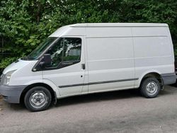 Weiß Gebraucht 2014 Ford Transit Basis Van | 11.500 € (Teuer)