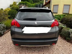 Schwarz Gebraucht 2015 Peugeot 2008 Style SUV | 7.100 € (Fairer Preis)