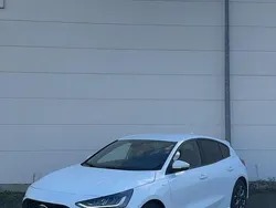 Weiß Gebraucht 2025 Ford Focus ST-Line Limousine | 24.500 € (Guter Preis)