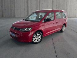 Kirschrot Gebraucht 2024 VW Caddy Maxi Van / Kleinbus | 33.450 € (Fairer Preis)