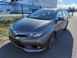 Grau Gebraucht 2016 Toyota Auris Touring Sports Comfort Kombi | 9.990 € (Guter Preis)