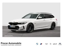 Weiß Gebraucht 2022 BMW 330e M Sport Kombi | 36.990 € (Teuer)