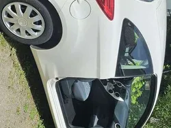 Weiß Gebraucht 2016 Ford Ka Kleinwagen | 4.500 € (Fairer Preis)