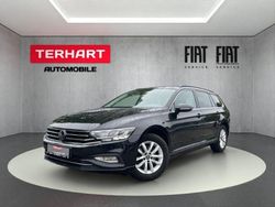 Schwarz Gebraucht 2023 VW Passat Business Kombi | 21.487 € (Guter Preis)