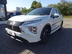 Weiß Gebraucht 2021 Mitsubishi Eclipse Cross Top SUV | 24.490 € (Fairer Preis)
