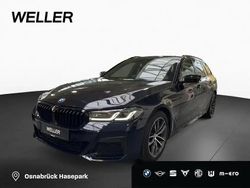 Carbonschwarz (schwarz) Gebraucht 2022 BMW 520 Comfort Edition Kombi | 34.950 € (Etwas zu teuer)