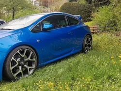 Blau Gebraucht 2014 Opel Astra OPC Limousine | 16.000 €