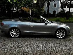 Grau Gebraucht 2011 Audi A5 Cabriolet S-Line Cabrio | 13.790 € (Fairer Preis)