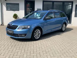 Blau Gebraucht 2016 Skoda Octavia Style Kombi | 8.490 € (Superpreis)