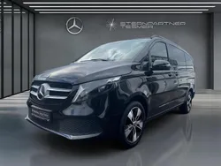 Schwarz Gebraucht 2024 Mercedes V220 Edition Van / Kleinbus | 55.490 € (Etwas zu teuer)