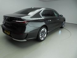 Grau Gebraucht 2023 BMW i7 Executive Limousine | 72.900 €