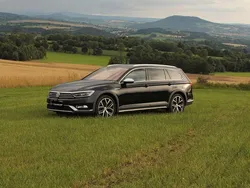 Schwarz Gebraucht 2016 VW Passat Alltrack Highline Kombi | 19.499 € (Teuer)