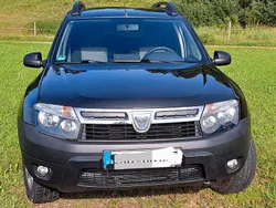Schwarz Gebraucht 2013 Dacia Duster Lauréate SUV | 7.900 € (Etwas zu teuer)