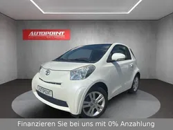 Toyota iQ