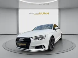 Weiß Gebraucht 2018 Audi A3 Sport Limousine | 16.450 € (Fairer Preis)
