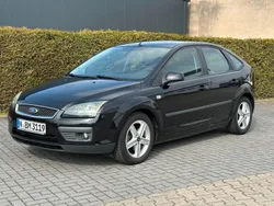 Schwarz Gebraucht 2006 Ford Focus Sport Limousine | 1.699 € (Etwas zu teuer)