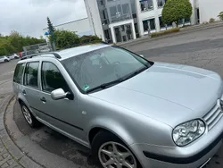 Silber Gebraucht 2005 VW Golf IV Kombi | 1.500 € (Fairer Preis)