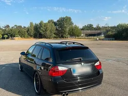 Schwarz Gebraucht 2006 BMW 320 Sport Line Kombi | 3.999 € (Fairer Preis)