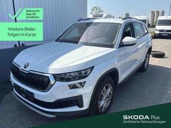 Moonweiß perleffekt/moonweis Gebraucht 2022 Skoda Kodiaq Ambition SUV | 27.230 € (Guter Preis)