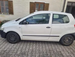 Weiß Gebraucht 2010 VW Fox Kleinwagen | 1.200 € (Superpreis)
