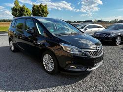 Schwarz Gebraucht 2018 Opel Zafira Tourer Business Edition Van / Kleinbus | 10.900 € (Fairer Preis)