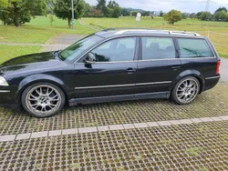 Schwarz Gebraucht 2001 VW Passat Highline Kombi | 3.300 € (Teuer)