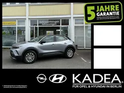 Kontrast grau/quarz silber (metallic) Gebraucht 2022 Opel Mokka SUV | 15.150 € (Superpreis)