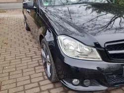 Schwarz Gebraucht 2011 Mercedes C200 Kombi | 5.600 € (Guter Preis)