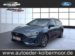Chromablau (metallic) Gebraucht 2023 Ford Focus ST-Line Kombi | 25.880 € (Fairer Preis)