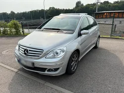 Silber Gebraucht 2006 Mercedes B200 Van / Kleinbus | 6.299 € (Etwas zu teuer)