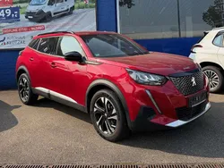 Rouge elixir Gebraucht 2023 Peugeot 2008 Allure SUV | 25.990 € (Etwas zu teuer)