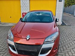 Orange Gebraucht 2009 Renault Mégane Coupé Luxe Coupé | 4.999 € (Fairer Preis)