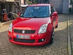 Rot Gebraucht 2009 Suzuki Swift Kleinwagen | 3.999 € (Teuer)