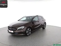 Orientbraun Gebraucht 2016 Mercedes A200 Style Limousine | 17.880 € (Fairer Preis)