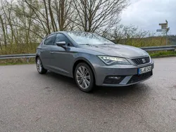 Grau Gebraucht 2017 Seat Leon XCELLENCE Limousine | 13.250 € (Fairer Preis)