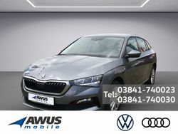 Grau / graphitgrau (metallic) Gebraucht 2023 Skoda Scala Ambition Kleinwagen | 19.990 € (Fairer Preis)