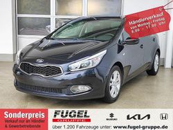 (1k) zilinaschwarz met. Gebraucht 2014 Kia Ceed FIFA World Cup Edition Limousine | 7.369 € (Fairer Preis)
