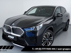 Schwarz Neu 2024 BMW iX2 Performance SUV | 57.490 € (Fairer Preis)