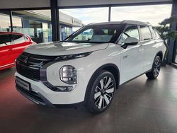 Weiss Neu 2025 Mitsubishi Outlander P-HEV Edition Kombi | 57.065 € (Teuer)