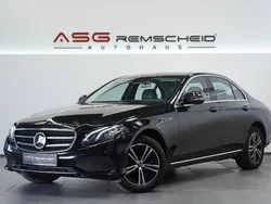 Schwarz Gebraucht 2019 Mercedes E220 Avantgarde Limousine | 23.900 € (Fairer Preis)