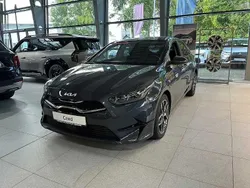 Grau Neu 2025 Kia Ceed Style Limousine | 26.745 € (Fairer Preis)